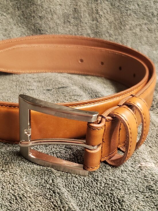 61j8v0yq6zL._AC_SY350_QL65_.jpg Allen Edmonds Mens Wide Basic Belt, Walnut, 30in/76cm